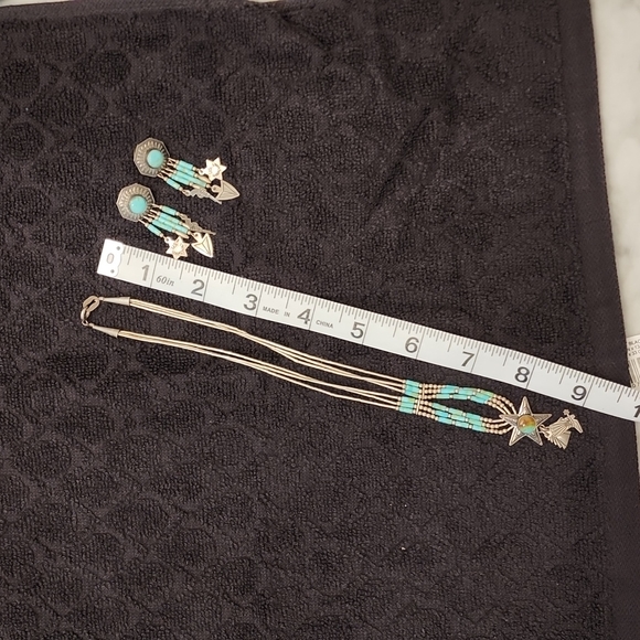 Turquoise necklace & earrings set - Picture 7 of 7